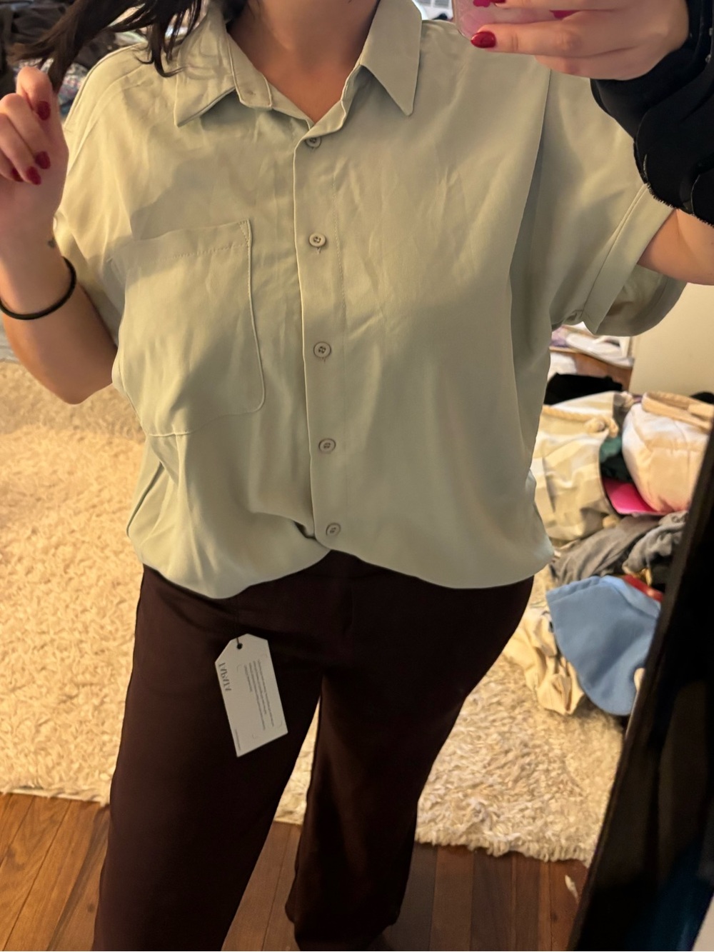 Casual Short-Sleeve Button-Down Shirt – Light Sage Green